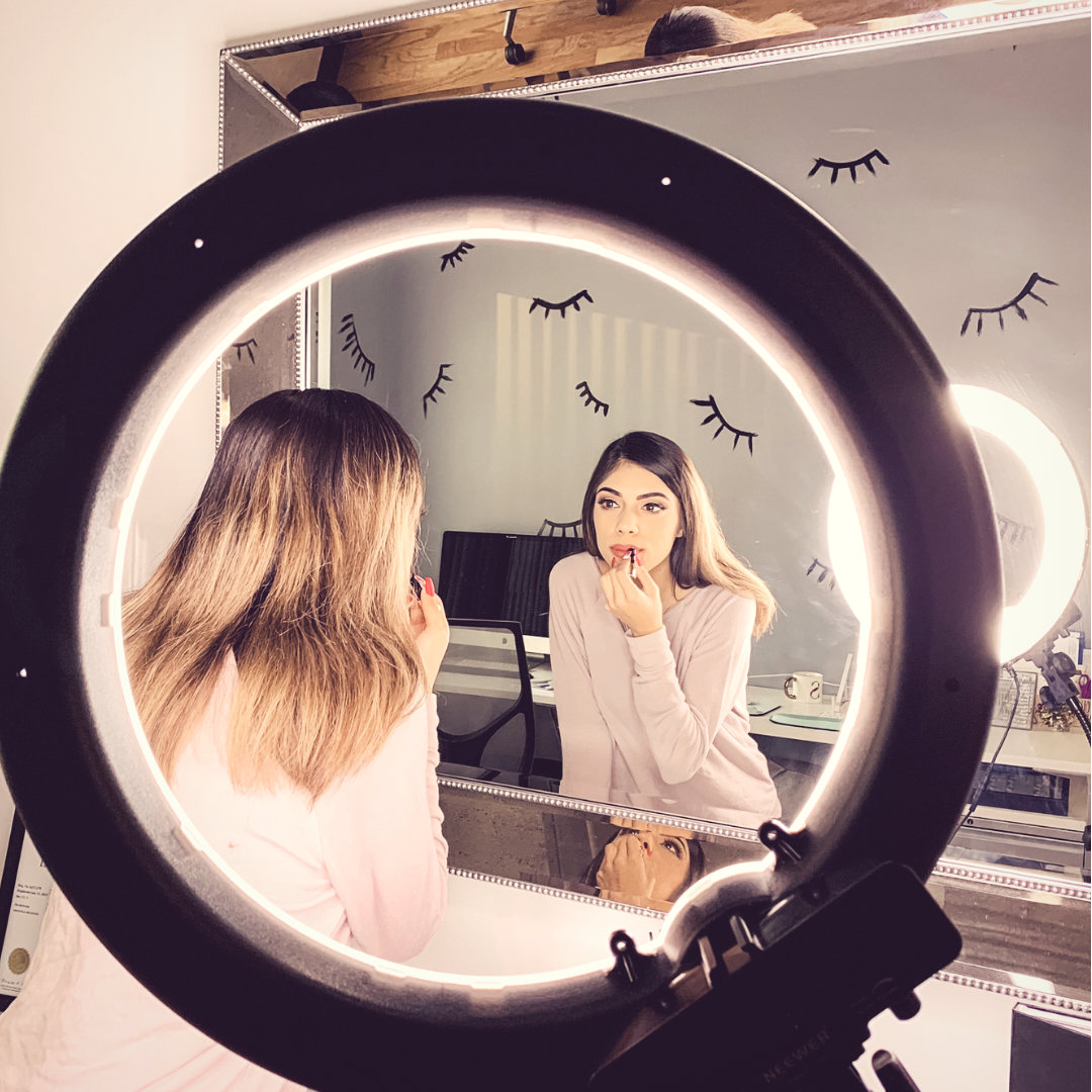 lash-business-products-help-boost-shopping