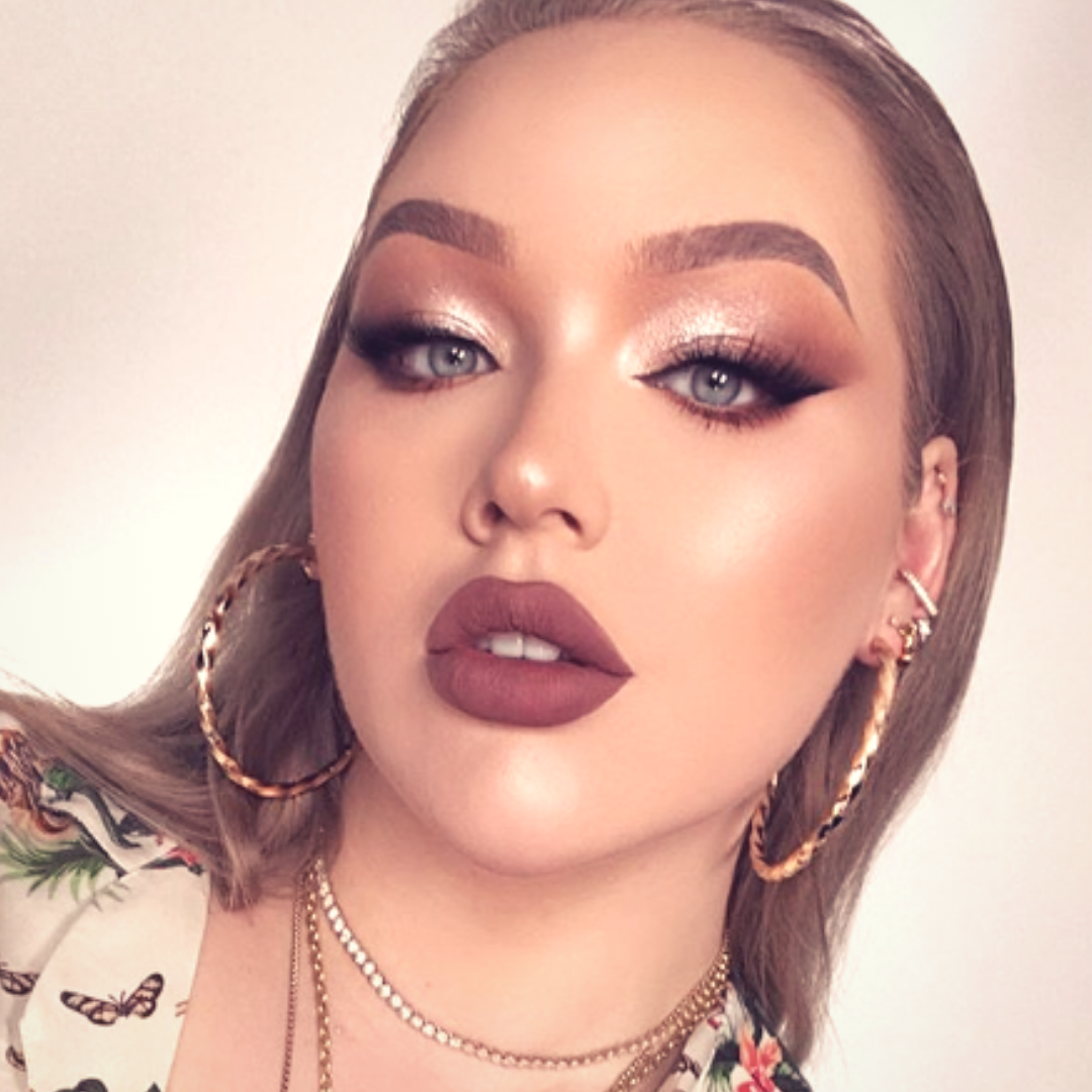 What You Can Learn from Beauty YouTubers — Lash Affair