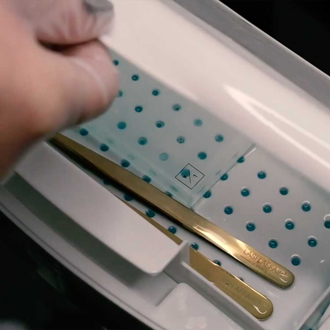 Sanitizing-practices-for-your-salon