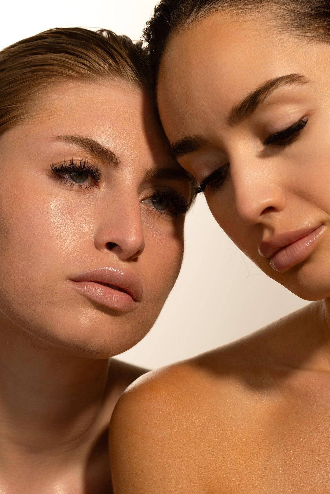 Clear vs Black Lash Adhesive: Which Should You Use? — Lash Affair