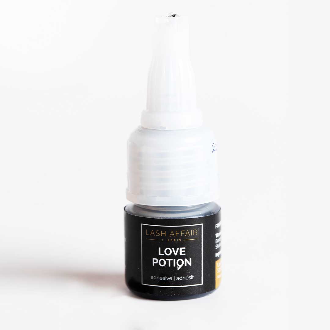 Lash Extension Adhesive Love Potion #9 High Humidity Eyelash